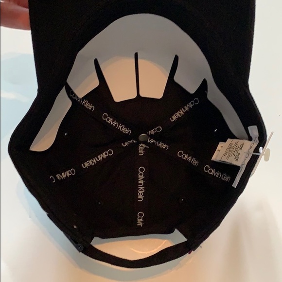 Calvin Klein Unisex Baseball Cap 
Adjustable - Picture 5 of 8